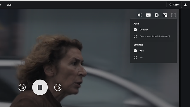 Screenshot der Einstellungen für Audio und Untertitel in ORF ON mit Schauspielerin Adele Neuhauser im Bild