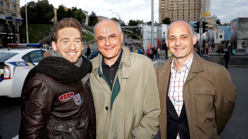 © ORF/Roman Zach-Kiesling Nathan Trent in Kiew: Empfang in der Botschaft und Performance im Eurovision Village