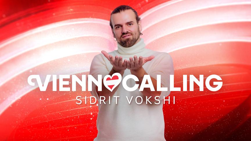 © ORF/Klaus Titzer Sidrit Vokshi vor einer rot-weiß-roten Grafik zu "Vienna Calling"