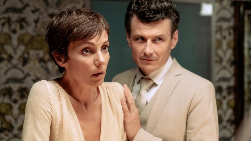 © ORF/Mona Film/ Tivoli Film/Petro Domenigg Ewig Dein: Julia Koschitz (Judith), Manuel Rubey (Hannes)