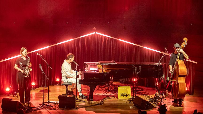 © ORF/Ö1/Patrick Münnich Betterov bei der Bühne bei der FM4 Radio Session