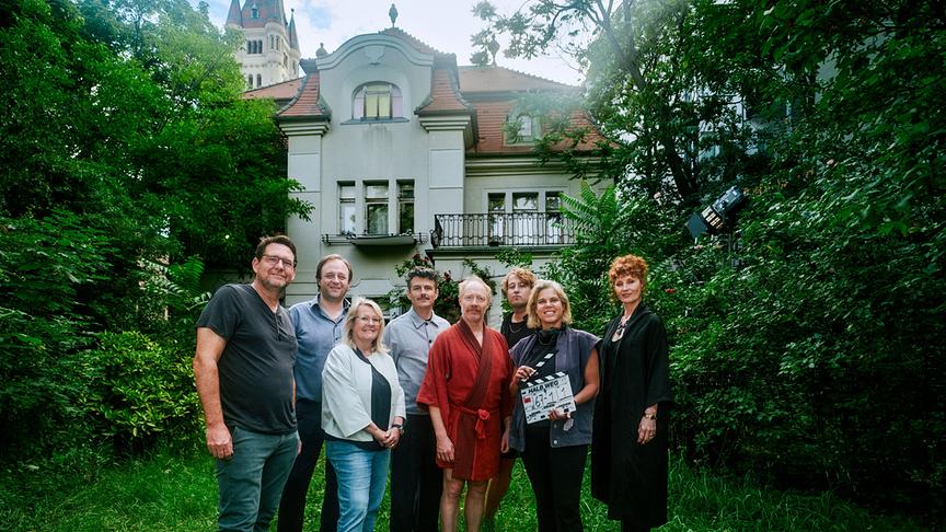 „Halbweg“ (AT): Simon Schwarz und Manuel Rubey als unfreiwillige Villa-WG
