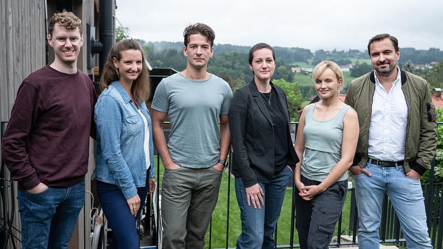 © ORF/ARD Degeto/Zeitsprung Pictures/Graf Film/Toni Muhr "Du kriegst mich nicht (AT)": Niklas Wirth (Redaktion ARD), Produzentin Livia Graf, Stefan Gorski, Regisseurin Esther Rauch, Luise von Finckh, Produzent Dominik Frankowski