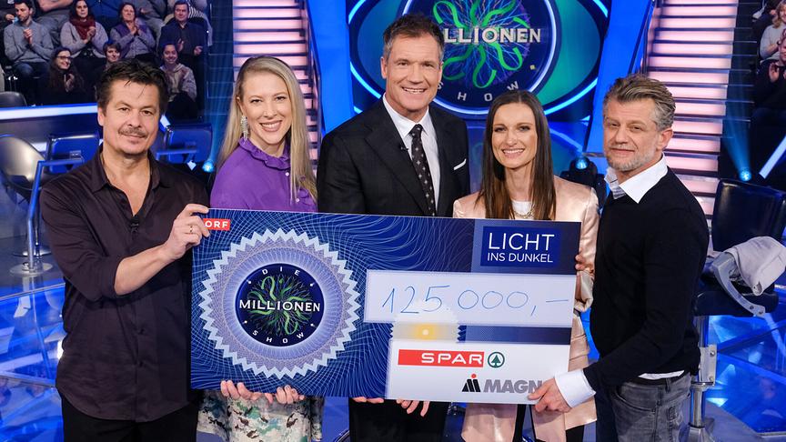 "Die Promi-Millionenshow für Licht ins Dunkel": Michael Dangl, Maria Santner, Armin Assinger, Die Mayerin (Ulrike Maria Mayer), Andreas Guenther