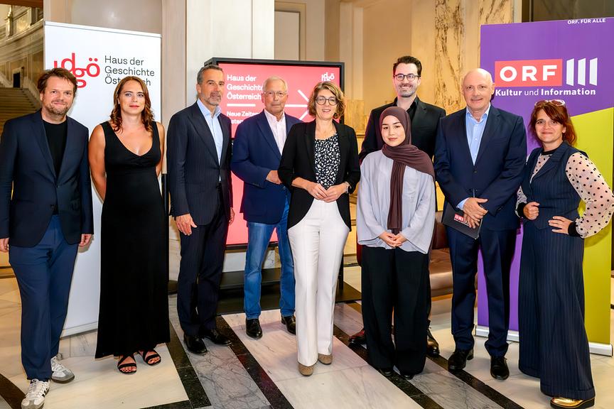© ORF/Hans Leitner „Schicksalstage Österreichs – 2015: Die große Flucht“: Präsentation der ORF-III-Neuproduktion im hdgö: Ernst Pohn, Manuela Ertl, Christian Kern, Ferry Maier, Monika Sommer, Mahsa Ehsani, Peter Fässlacher, Andreas Pfeifer, Judith Doppler