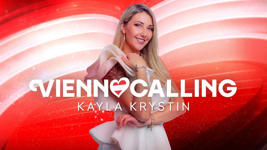 Kayla Krystin vor einer rot-weiß-roten Grafik zu "Vienna Calling"