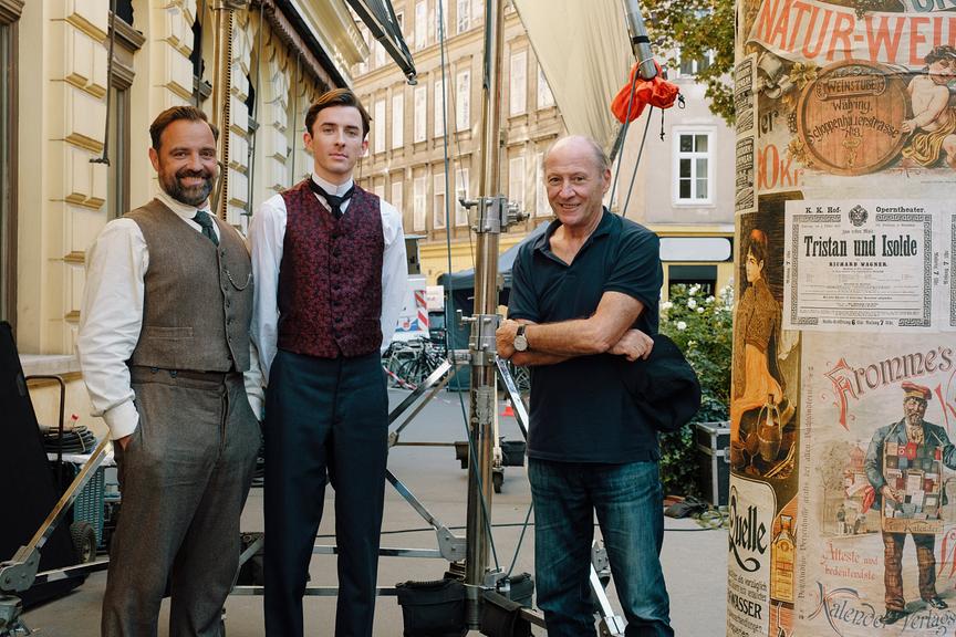© ORF/MR Film/Endor Productions/Petro Domenigg "Vienna Blood 2": Juergen Maurer, Matthew Beard, Robert Dornhelm
